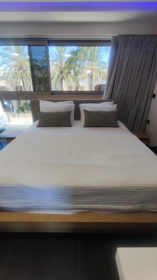 Summertime Signature Suites Agia Marina Zewnętrze zdjęcie