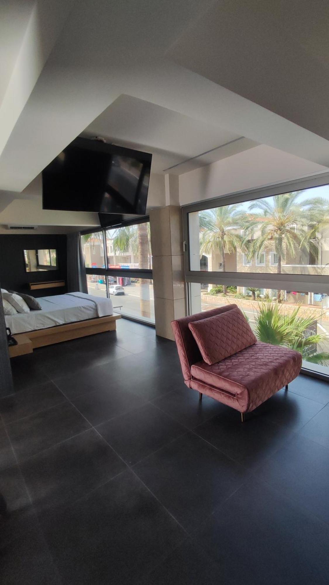 Summertime Signature Suites Agia Marina Zewnętrze zdjęcie